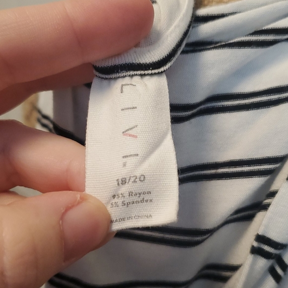 Workout Tank - Picture 4 of 4